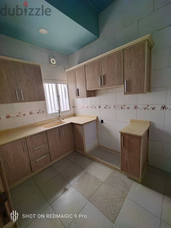 Semi Furnished 3 Bedrooms Aprt For Rent Without EWA In Riffa  Montreal 8