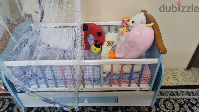 cribe/baby bed 0