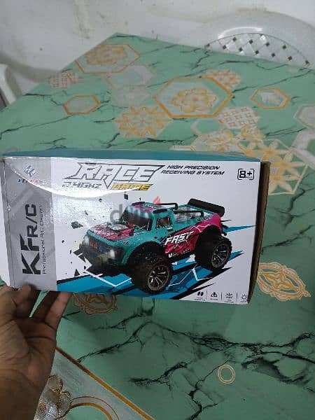 almost new remote control car 3