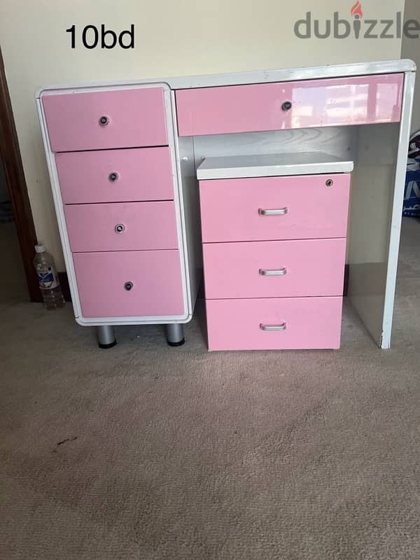 chest of drawers  for sell 0