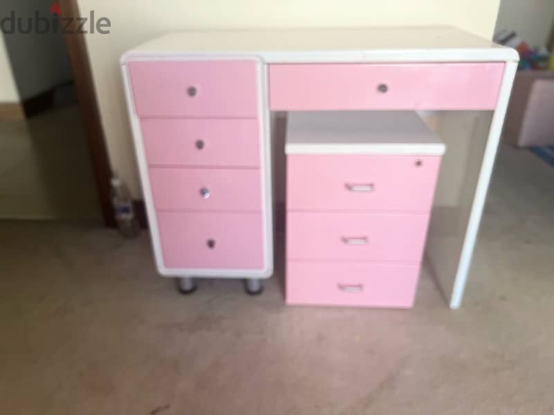 chest of drawers  for sell 1