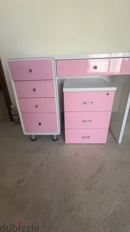 chest of drawers  for sell 2