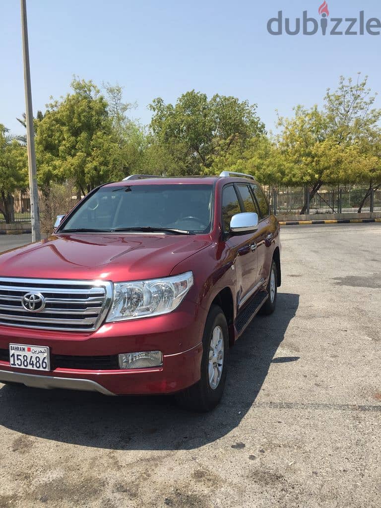 Toyota Land Cruiser 2011 V8 4WD 1