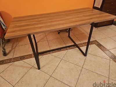 Table large (dining size)