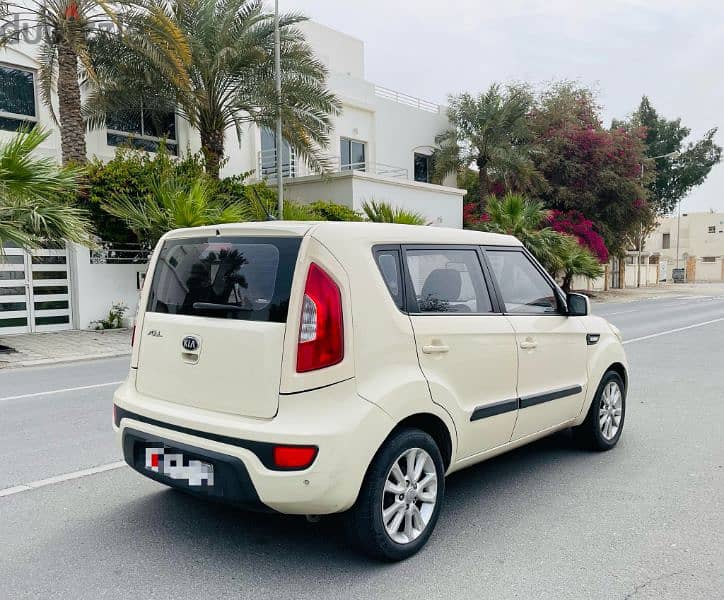 Kia Soul 2013 model for sale. . . 7