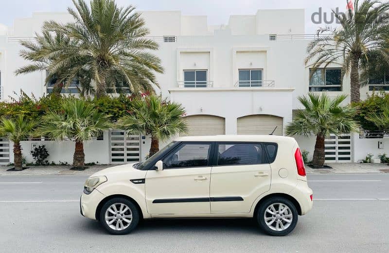 Kia Soul 2013 model for sale. . . 10