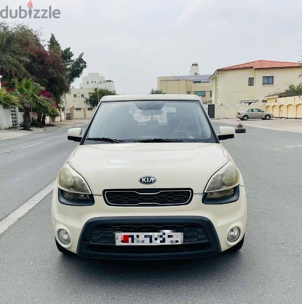 Kia Soul 2013 model for sale. . . 13