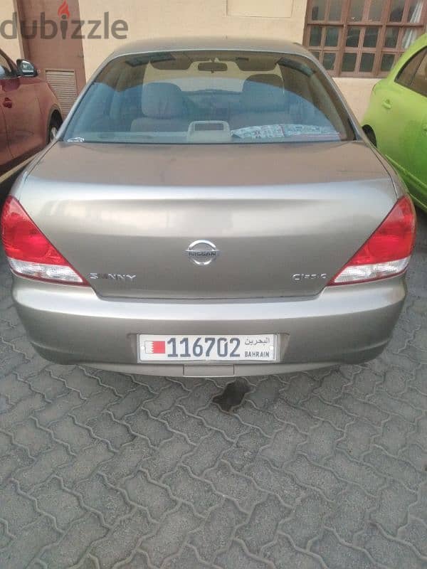 Nissan Sunny 2011 2