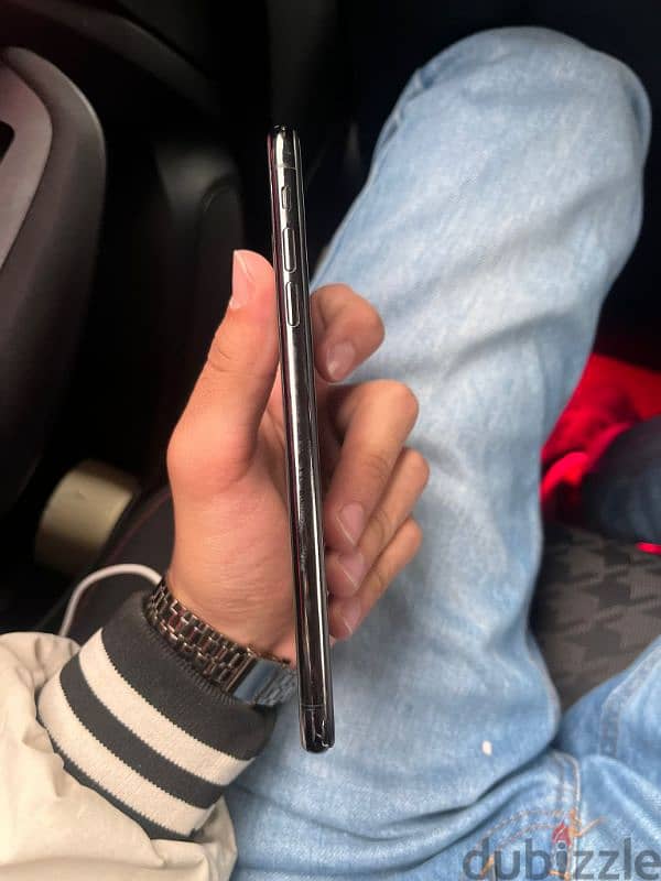 IPHONE XS MAX 256GB 5