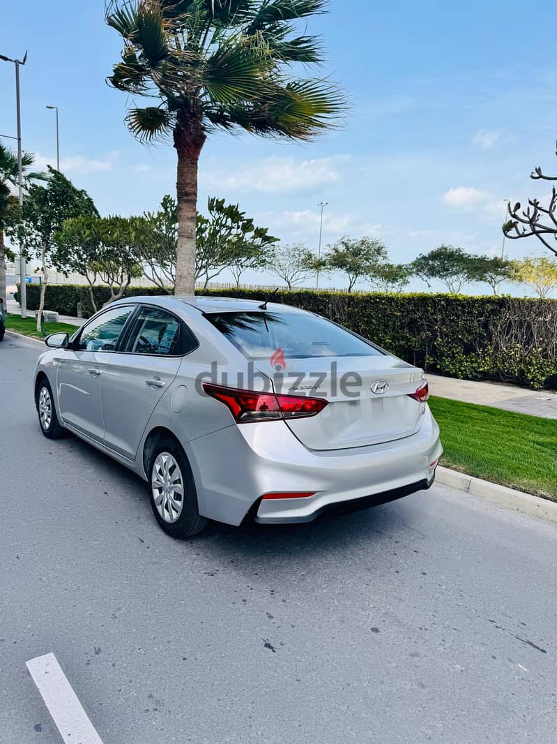 HYUNDAI ACCENT -2018 -1.6L V4 -silver 98000KM 5