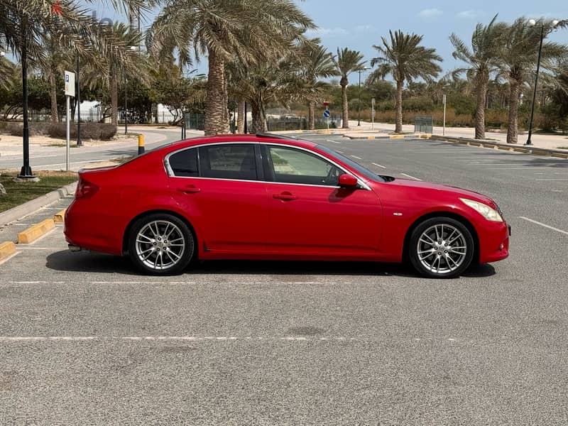 Infiniti G25 2013 red 2