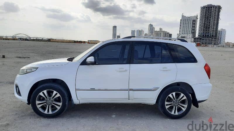 Chery Tiggo 3,Model 2016, 2.0cc Excellent Condition 3