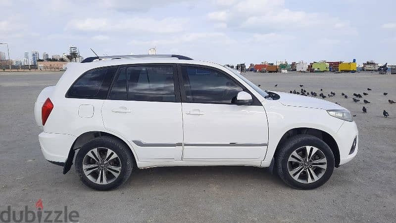 Chery Tiggo 3,Model 2016, 2.0cc Excellent Condition 4