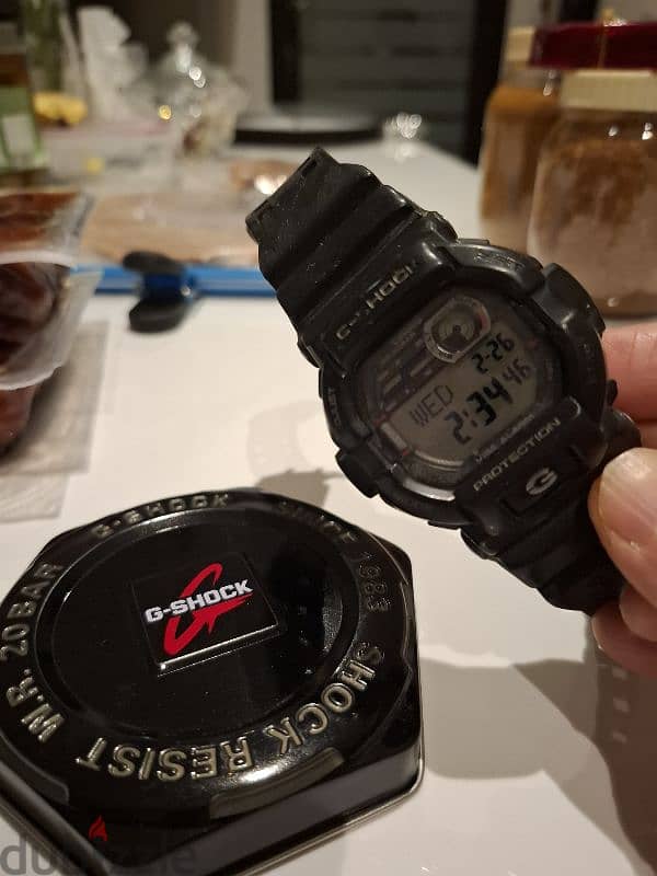 casio G shock watch 0