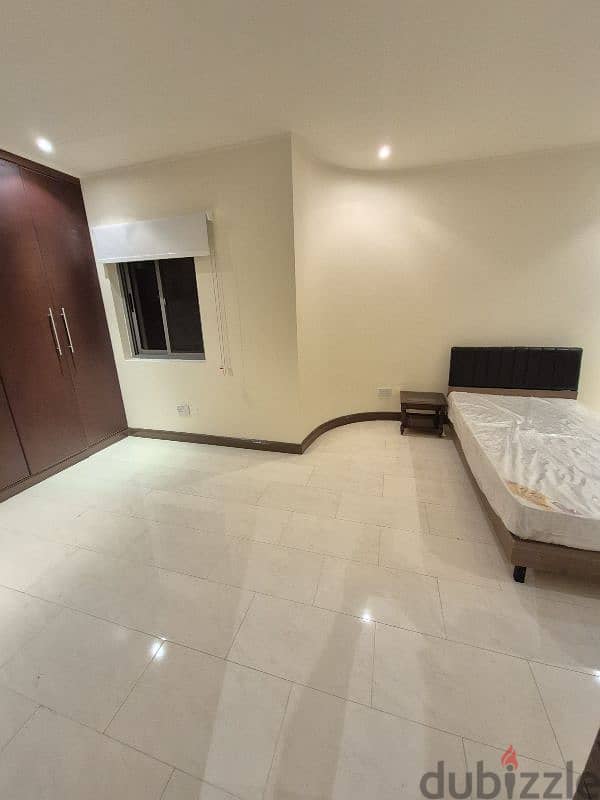 Compound Villa For Rent 6