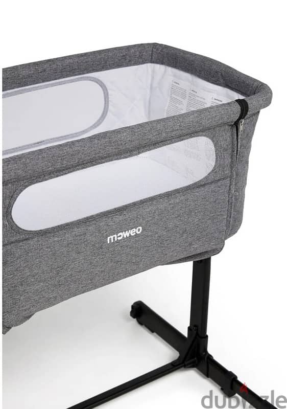 Mowie baby bed side 4