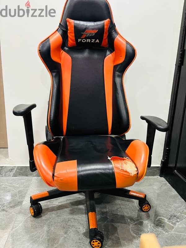 Forza Gaming Chair 0