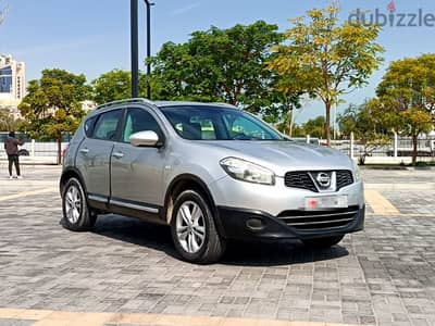 Nissan Qashqai 2013 MID OPTION Compact SUV FOR SALE