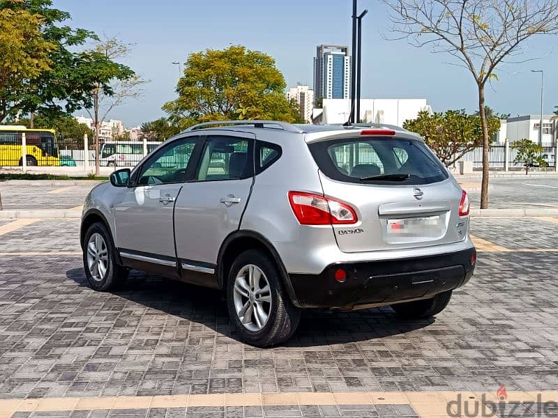 Nissan Qashqai 2013 MID OPTION Compact SUV FOR SALE 1