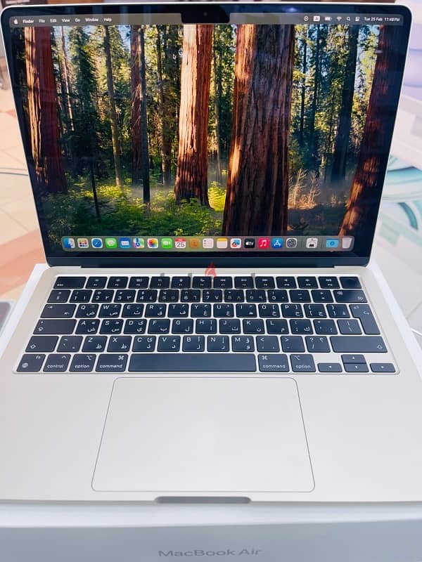 Used MacBook Air M3 13inch 16GB 256GB 2