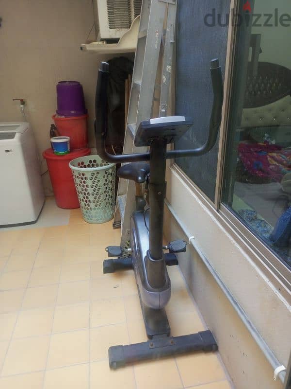 EXERCISE MACHINE CYCLE TYPE 2