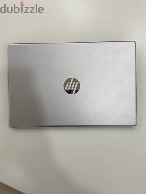 HP LAPTOP - AMD RYZEN 5 1