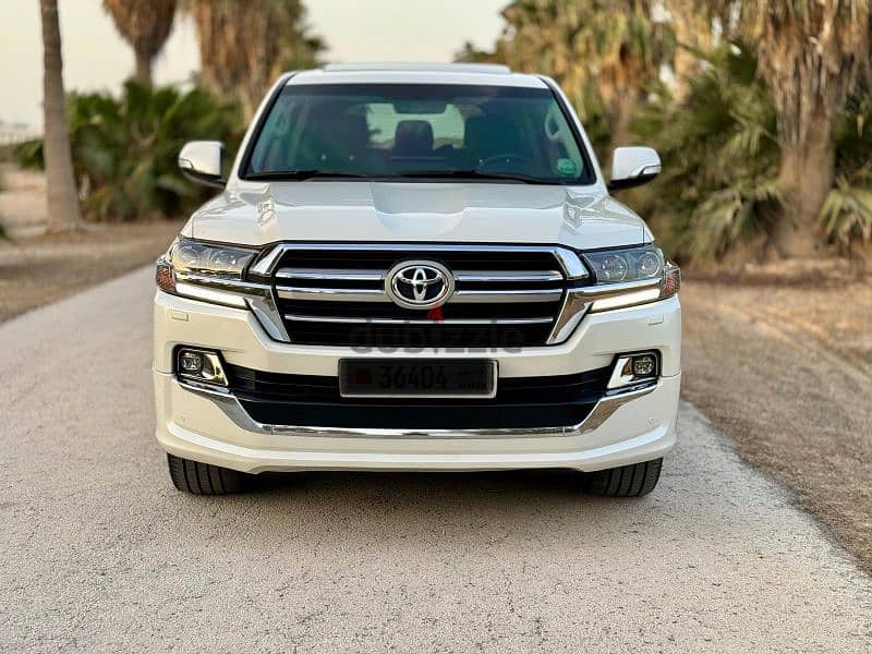 Toyota Land Cruiser 2019 grand Touring v8 0