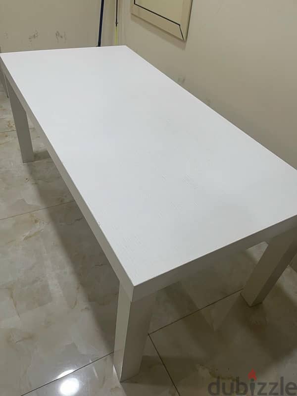 WHITE CENTRE TABLE FOR SALE 1