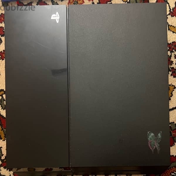 PS4 PLAYSTATION 4 FOR SELL 1