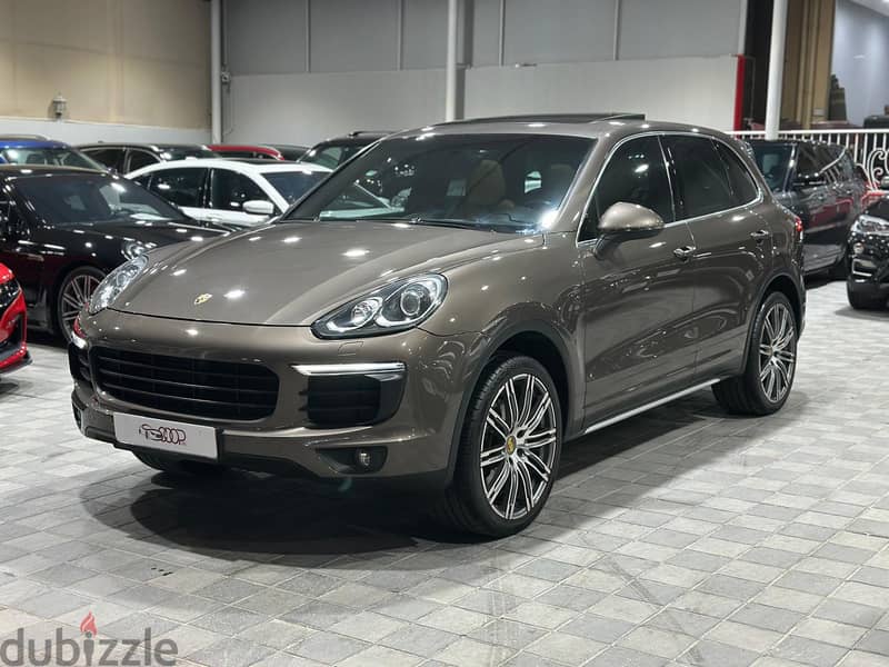 Porsche Cayenne 2016 0