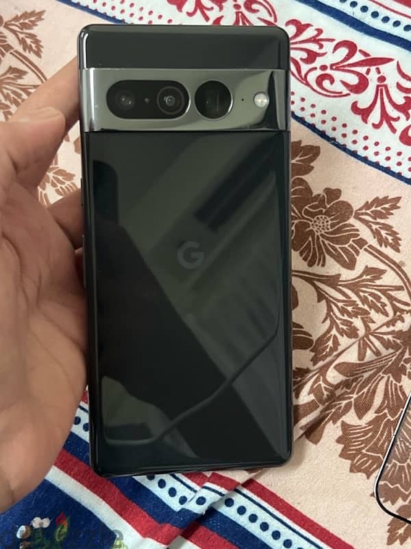 PIXEL 7 PRO - FIX PRICE - 128 GB - ALL WORKS - URGENT SALE / EXCHANGE 3