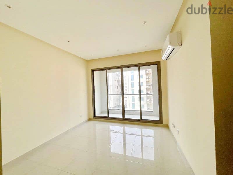 Spacious 2 BHK with  Balcony nd AC 7