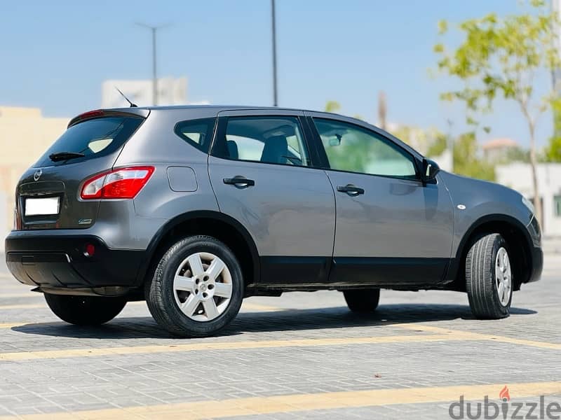 Nissan Qashqai 2013 Model/Single Owner/For sale 3