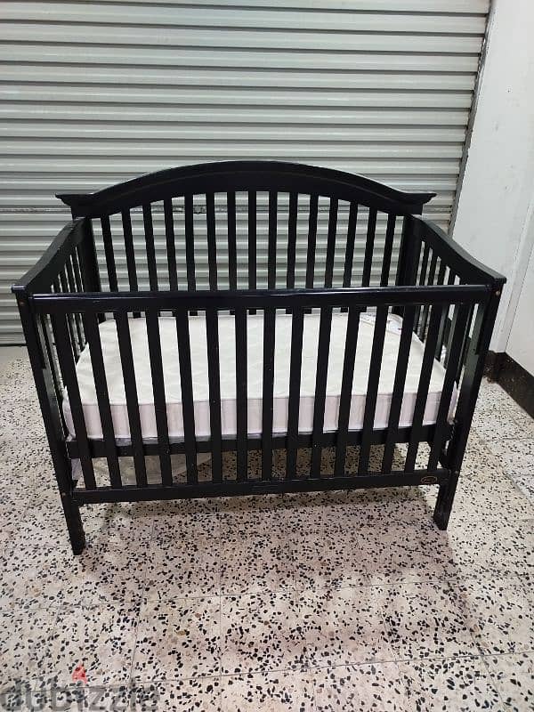 Baby cot 1