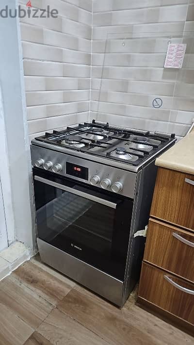 Bosch Cooking Range with 2 years Warranty