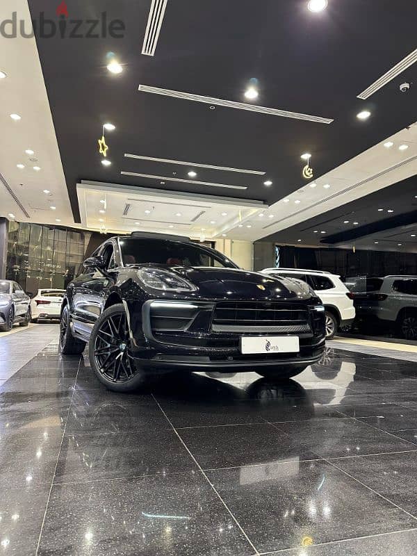 Porsche Macan Model 2022 0