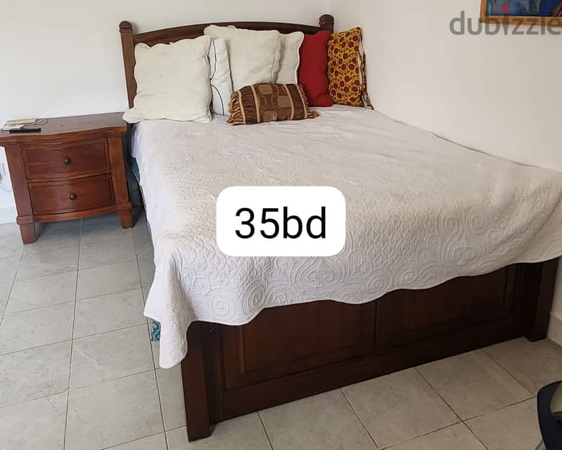 Single bed for immediate sale. . . Only 35BD, with mattress and drawer 0