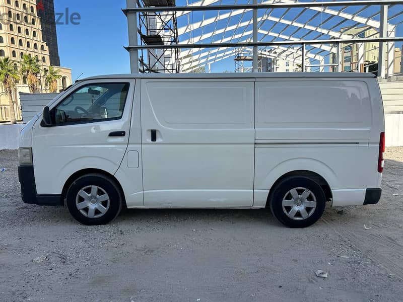 TOYOTA CARGO VAN FOR SALE 1