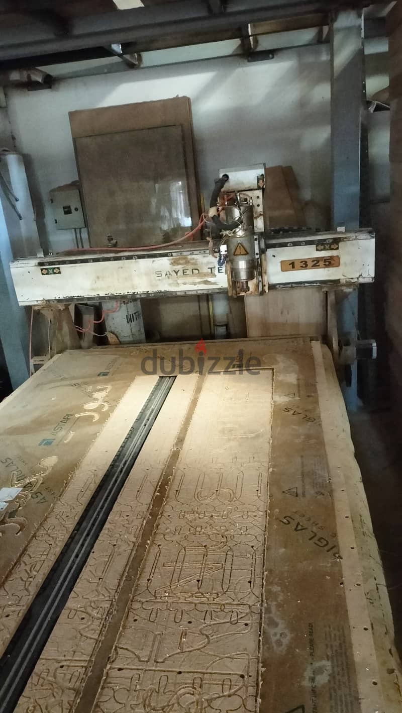 Used Cnc Wood Carving Machine and Aluminium Machines 2