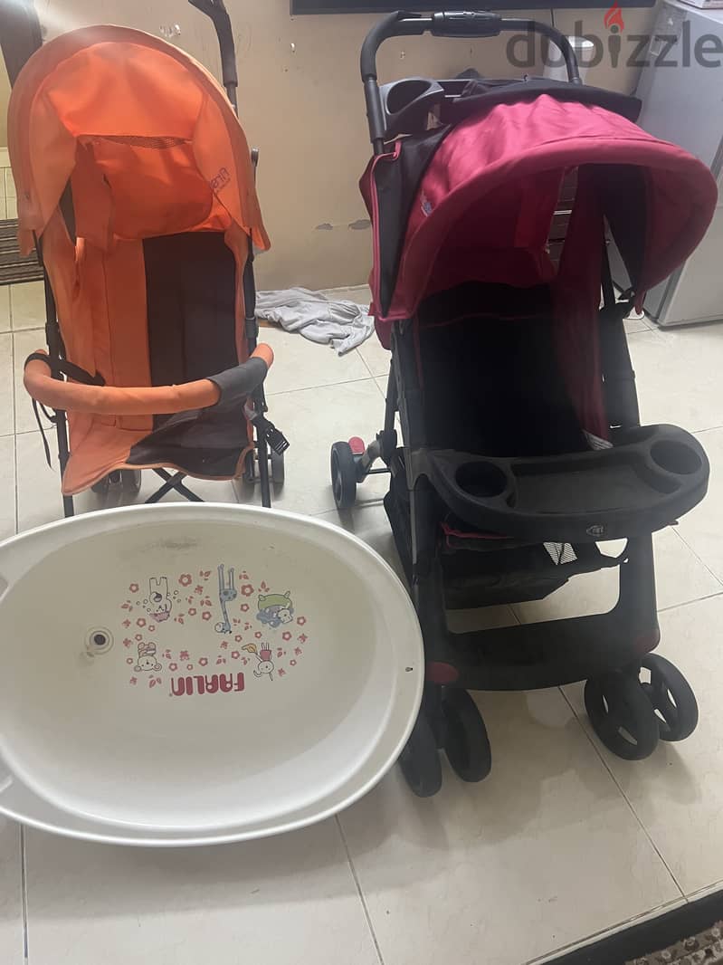 Kids stroller and bath tub 1