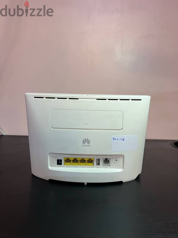 Huawei 4G+ Sim Router ( unlocked ) Free Delivery 1