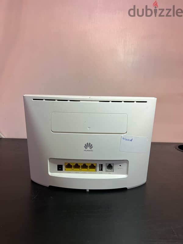 Huawei 4G+ Sim Router ( unlocked ) Free Delivery 1