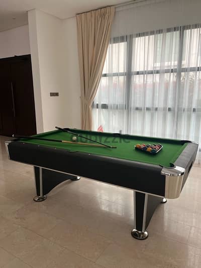 Mint condition pool table