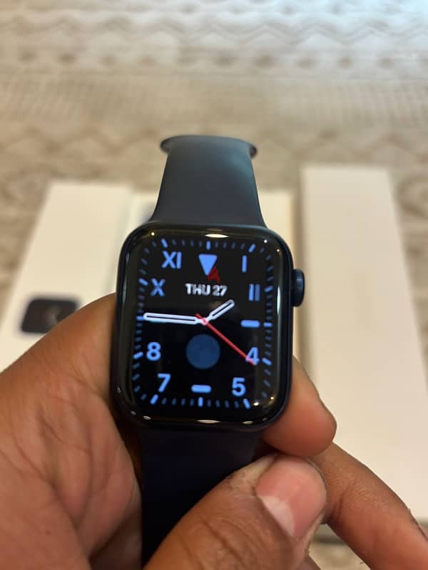 APPLE WATCH SERIES 6 (((LIKE NEW ))) 1