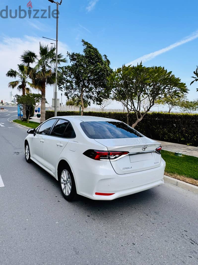 TOYOTA COROLLA  2024-2.0L WHITE-1500km BRAND NEW CONDITION FOR SALE 4