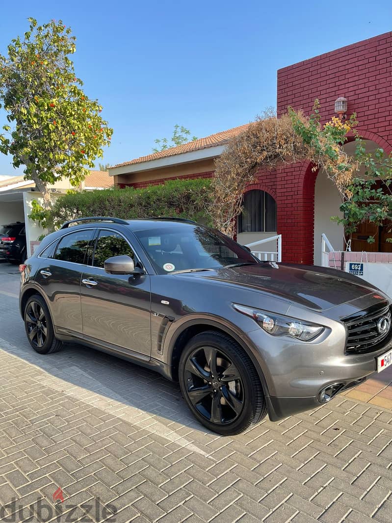 Infiniti QX70 2016 Sports Model 7