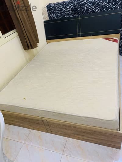 Bed and mattress