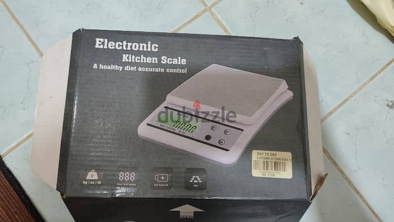 Electronic kitchen scale 0