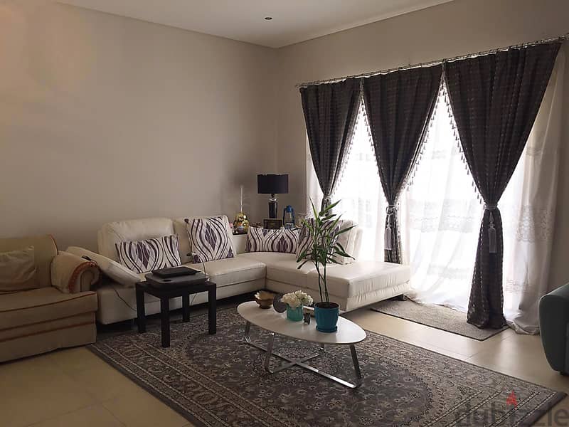 Nice furnished room for rent in a villa in Saar 1