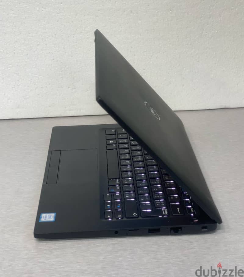 Dell Touch Screen Core i5 2.5Ghz 6th Gen Laptop 8GB RAM 256GB M. 2 1